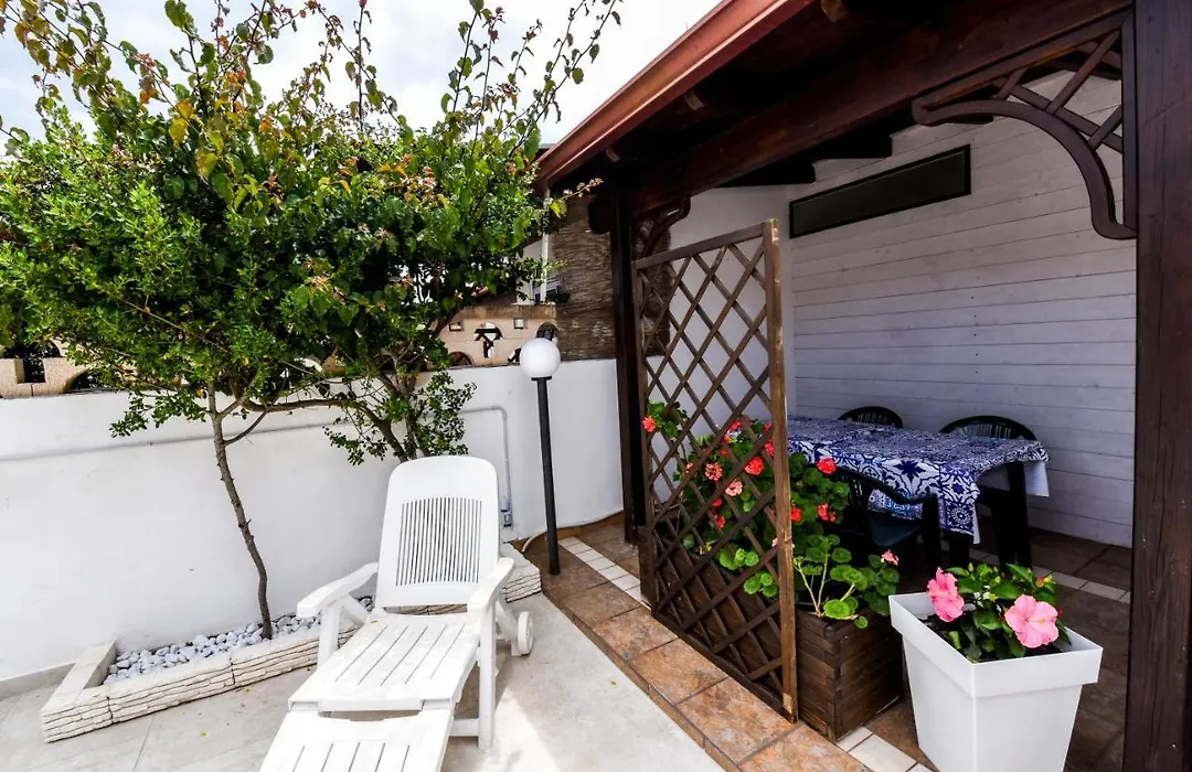 B&B Macchia Mediterranea-1
